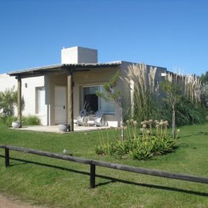 Uy006   José Ignacio, chacra marítima
