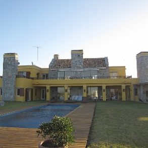 Uy004  Alquiler José Ignacio Chacra , vista a la laguna