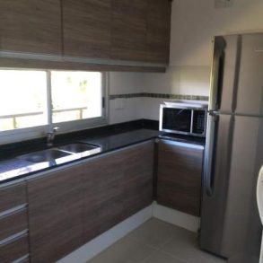 Uy 061  Apartamento con terraza propia