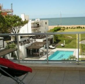 uy 043 Apartamento parada 37 Mansa Frente al mar