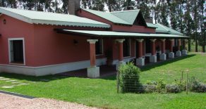 Uy 038 Alquiler venta chacra en Manantiales cerca del Club de Golf de La Barra.