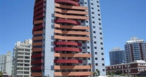 Uy 31 Excelente 2 dorm , 150 mts de Playa Brava