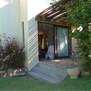 Uy 056 Alquiler venta Casa 4 dorm en La Barra