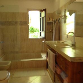 Uy 056 Alquiler venta Casa 4 dorm en La Barra