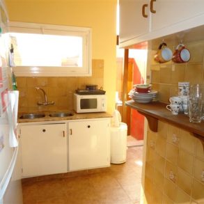 Uy 021 Alquiler dpto Playa Mansa 2 dorm