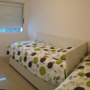 Uy 069  Apartamento en alquiler en playa Mansa