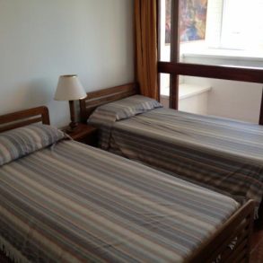 Uy 068  Apartamento en Alquiler en Playa Brava (Los Dedos)