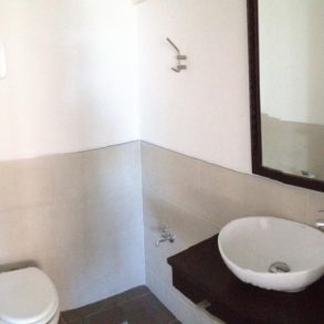 Uy 068  Apartamento en Alquiler en Playa Brava (Los Dedos)