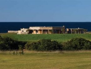 Uy  074  Emprendimiento inmobiliario Las Garzas, ubicado en Km 208 de Ruta 10, Departamento de Rocha.