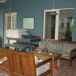 Uy  077 Casa de 4 dormitorios – Montoya, La Barra