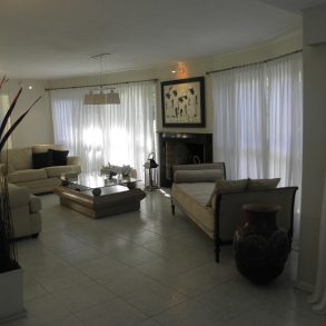 Uy 086  Propiedad ubicada en la Parada 10 de la Brava