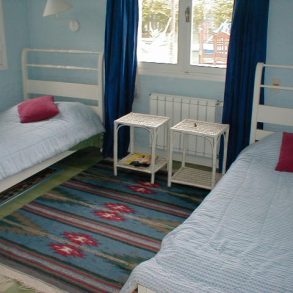 Uy 085  En La Barra cerca de todo, 3 dormitorios + servicio, piscina y parrillero!