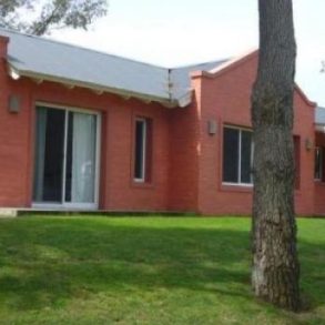 Uy 107  Casa en La Barra, 4 dorm