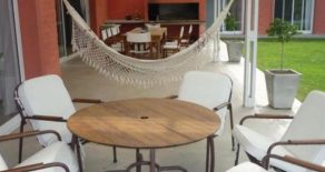 Uy 107  Casa en La Barra, 4 dorm