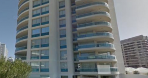 Uy  126  A pasos del mar y con gran ubicación