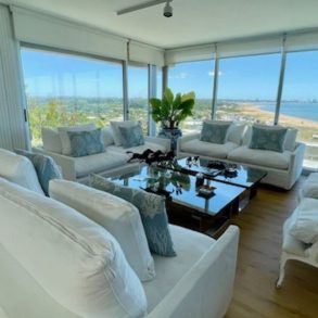 Uy 182  Venta Apartamento Duplex en Punta Ballena